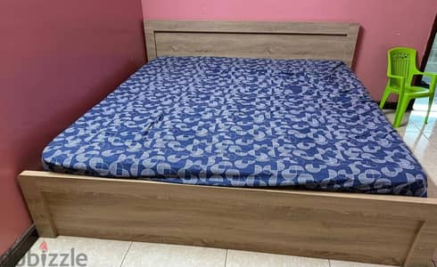 kind size bed with mattress for sale