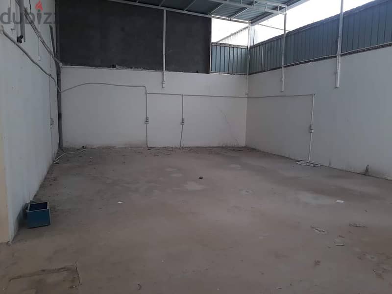 Rent Car Garage or Fabrication workshop, Contact o whats app: 35317080 1
