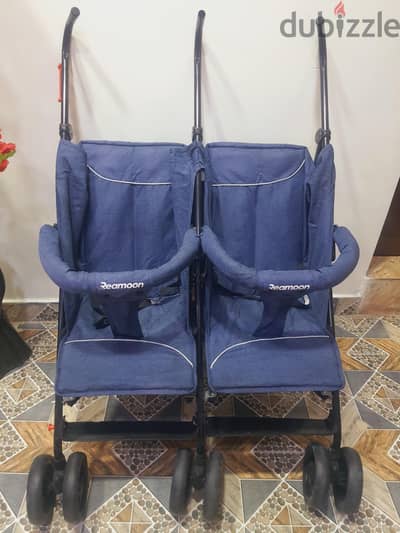 Call (36216143) Baby Double Stroller In Good Condition Easy To fold an