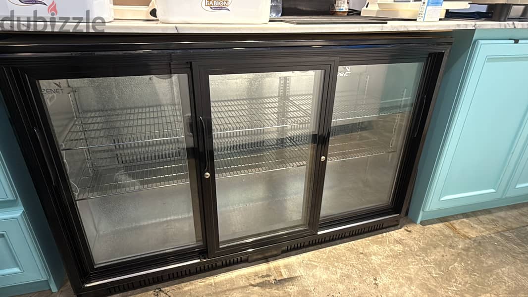 Just 8 months used Zenet 3 door back bar cooler 320L 1
