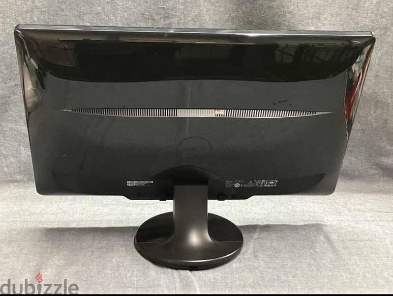 Dell ST2420L Monitor - 24 inch 1