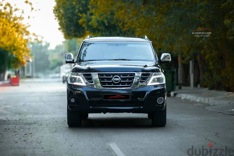 Nissan Patrol Platinum 2015 Black  V8  4WD  Zero Accident 1