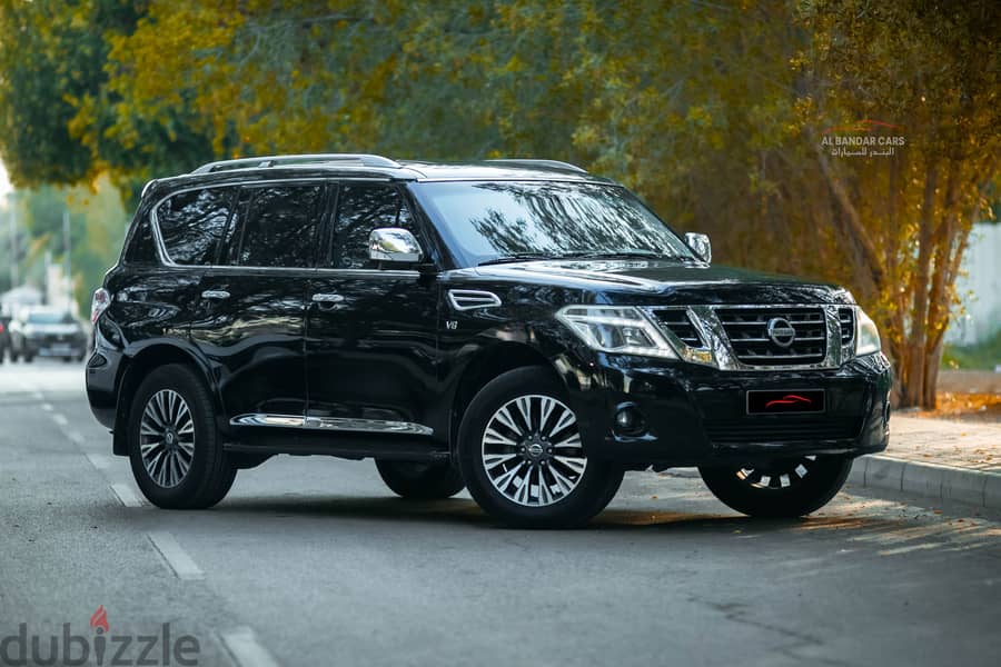 Nissan Patrol Platinum 2015 Black  V8  4WD  Zero Accident 5