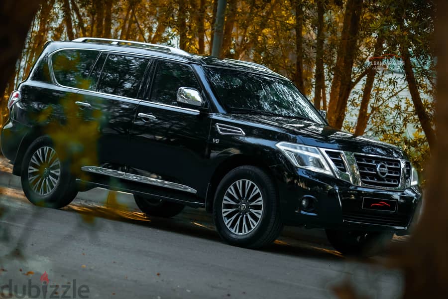 Nissan Patrol Platinum 2015 Black  V8  4WD  Zero Accident 9