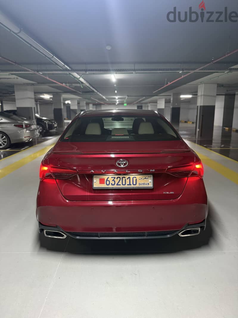 Toyota Avalon 2019 (Bahrain agency ) 3
