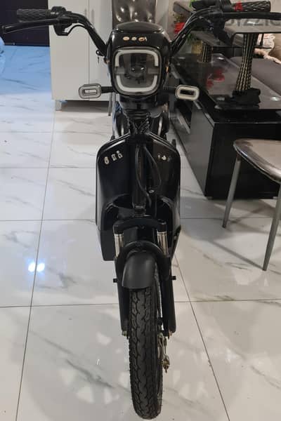 new scooter in sale see the prize in peper but we will sale 85 bd