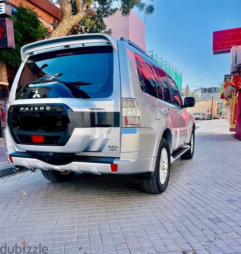 Mitsubishi pajero full option model 2017 2