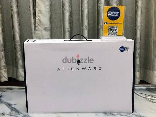 Alienware M18 R2Intel i9-14900HX  ​Graphics:RTX 4090 16GB 32GB RAM-2TB 3