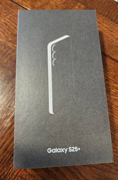 Samsung S25 plus new. Sealed box