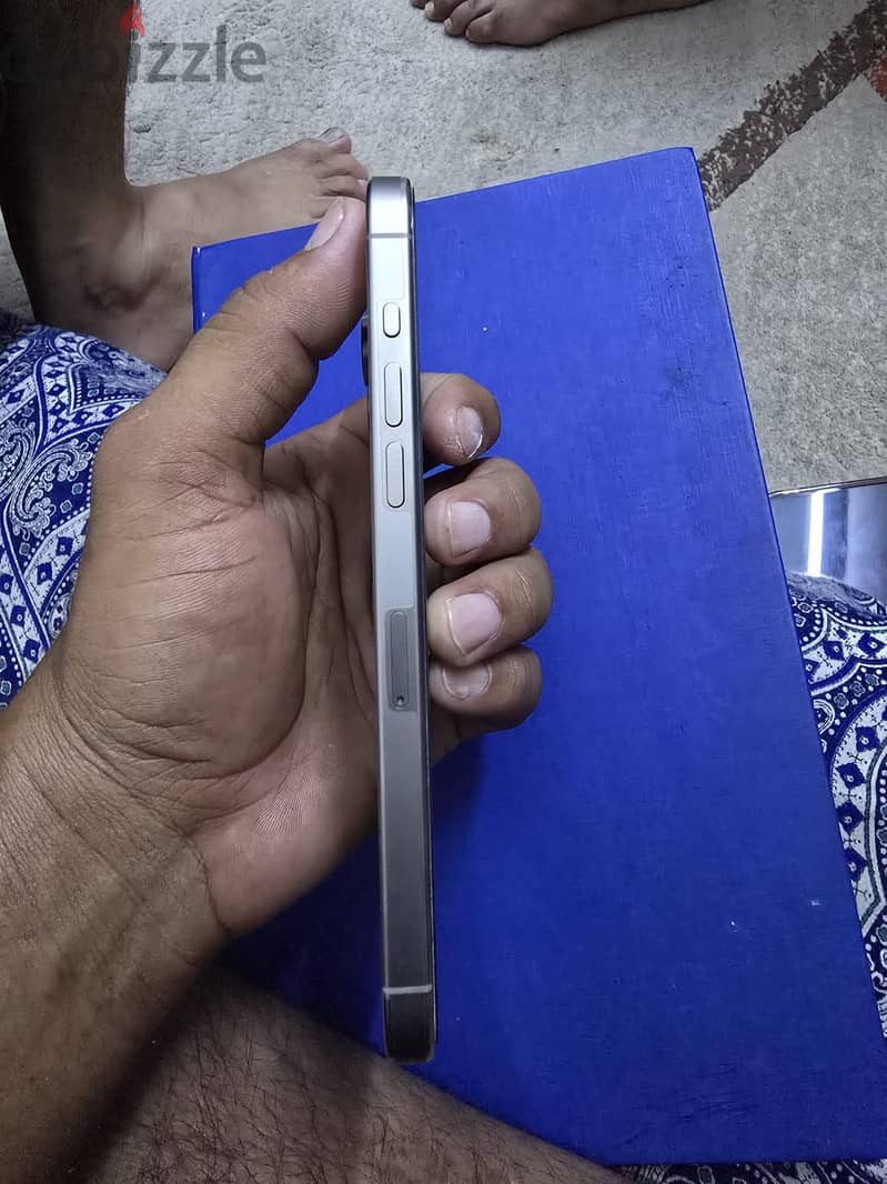 Apple - iPhone 15 Pro Max 3
