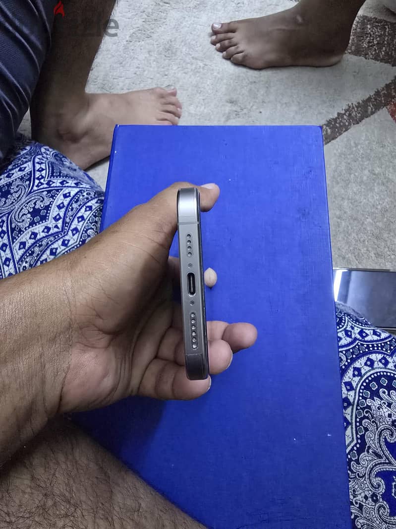Apple - iPhone 15 Pro Max 5