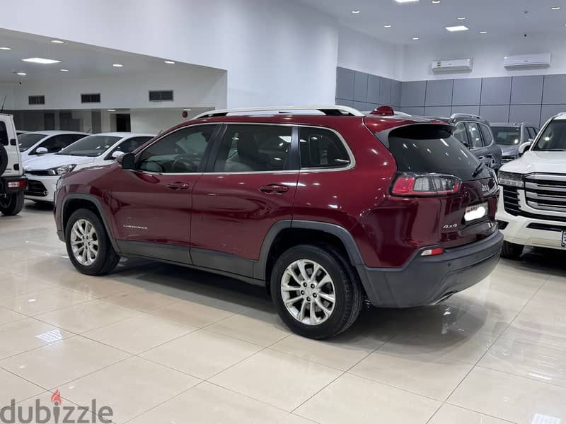 Jeep Cherokee Longitude 2019 Maroon 7