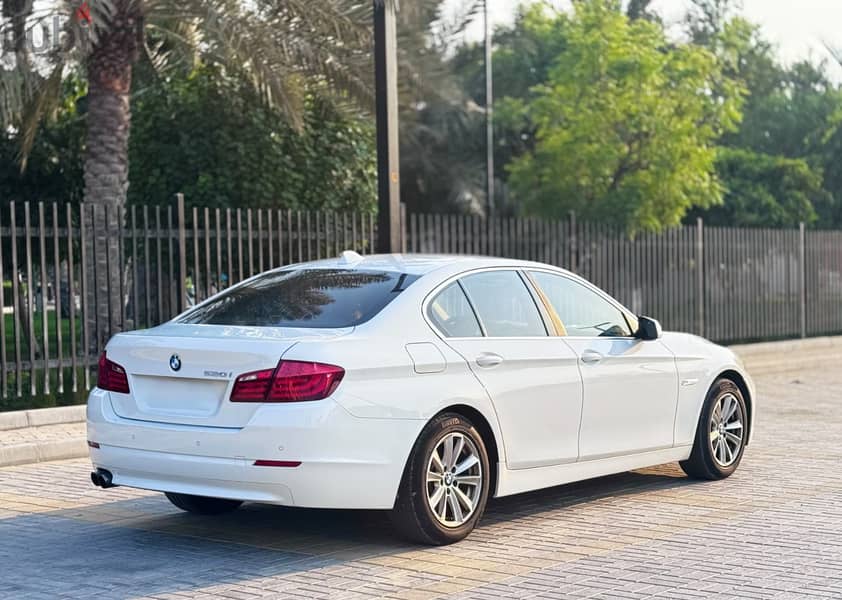 BMW 520 2013 3