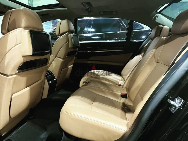 BMW 760 2011 V12 Fully Loaded Bahrain agency 7
