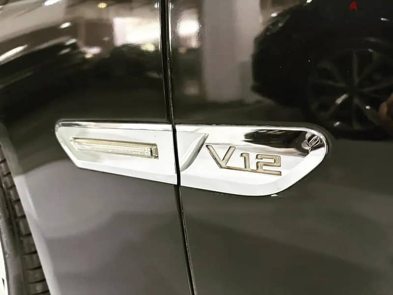 BMW 760 2011 V12 Fully Loaded Bahrain agency 9