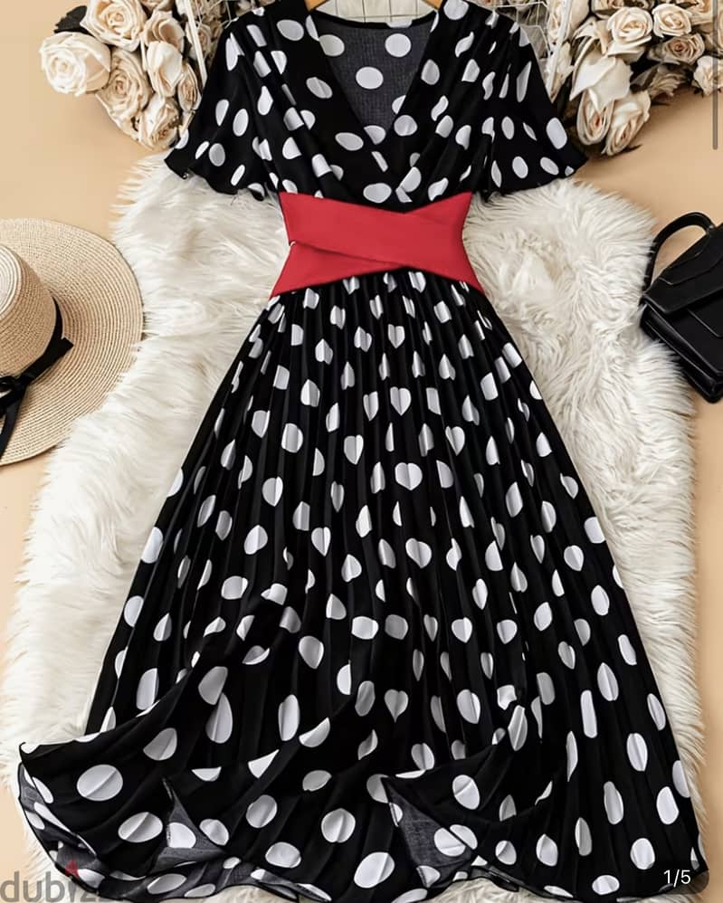 Polka dot dress 1