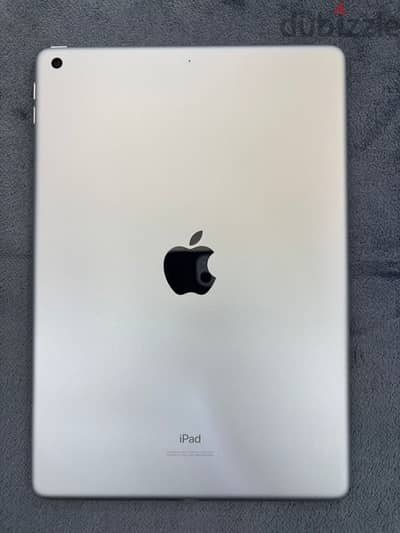 Apple - I pad 8th gen 32 gb