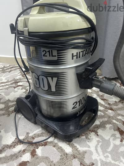 Hitachi vacuum