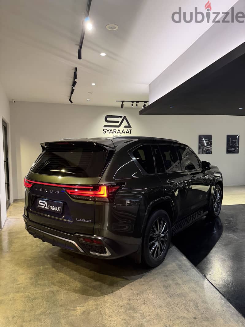 Lexus LX 600 2022 7