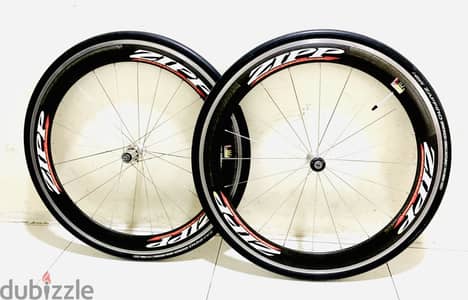 Branded Carbon wheels (Zipp Speed Weaponary)
