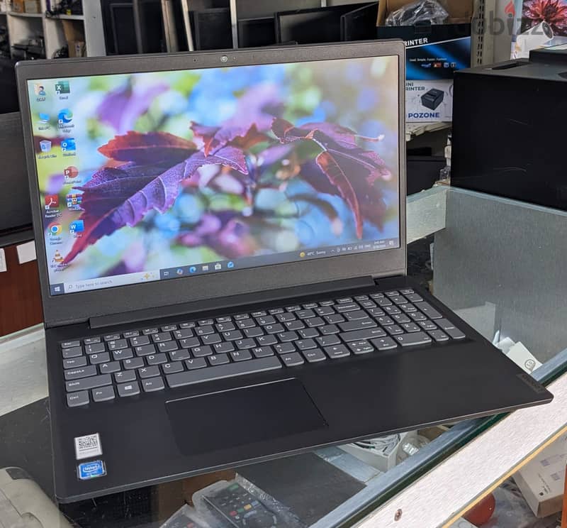 Lenovo Intel Celeron Laptop 8GB RAM 15.6" Display Win & MS Office Read 5