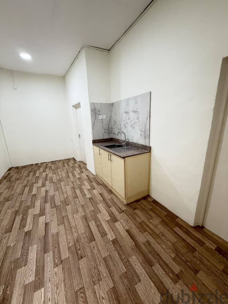 2 Bedrooms Flat - Hoora / Rent 160 BHD 2