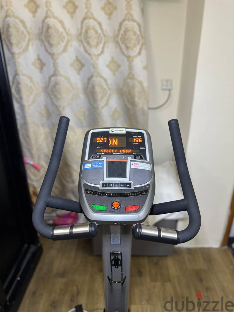 horizon Fitness heavy duty upright bike for sale 5