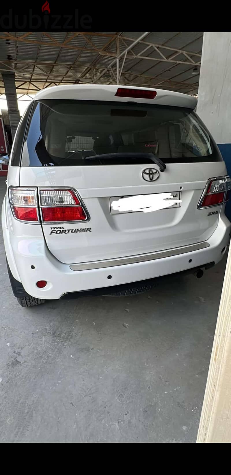 Toyota Fortuner 2010 4