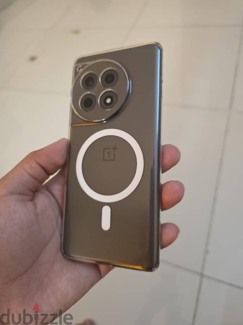 One Plus 12R 4