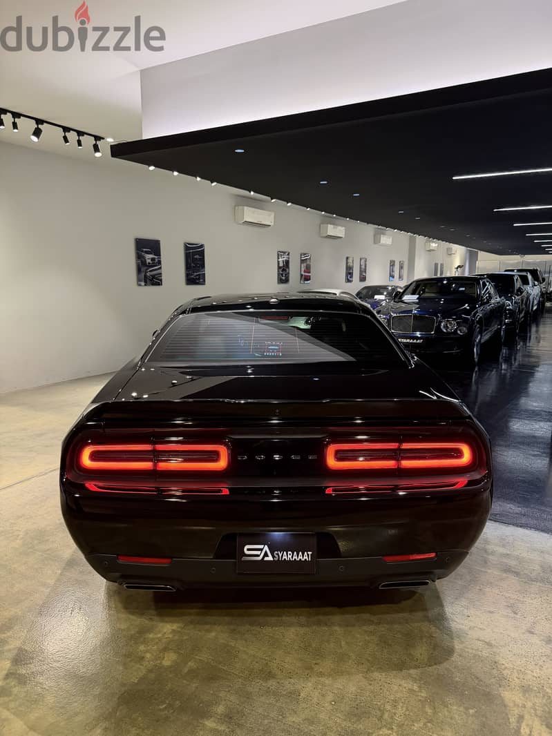 Dodge Challenger 2022 8