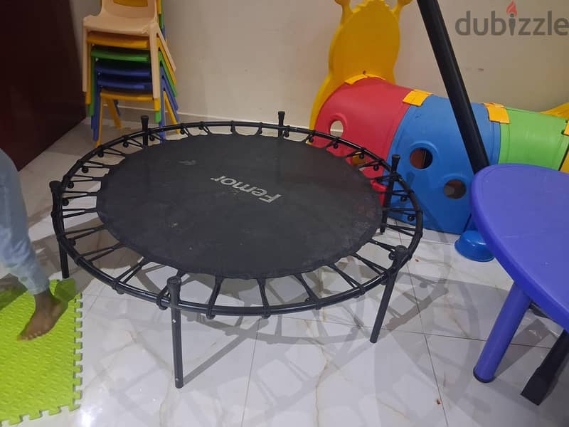 Trampoline good condition 1