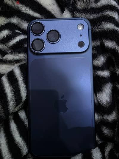 Apple - iPhone 17 Pro Max