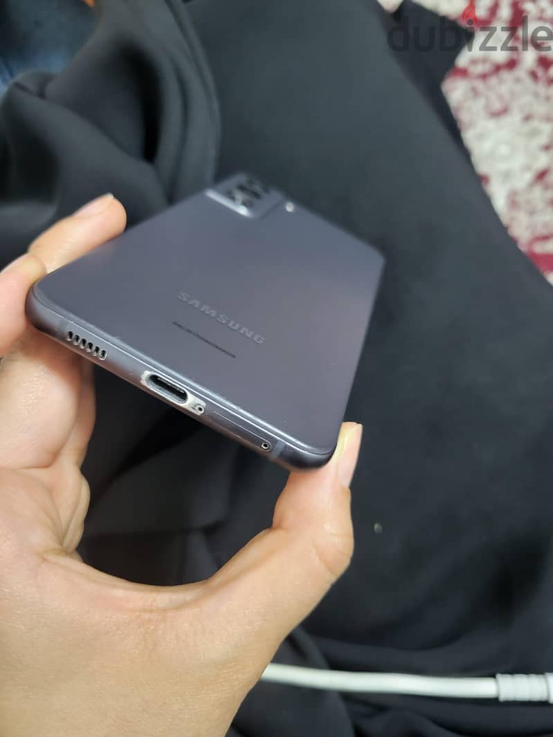 Samsung S21 FE 2