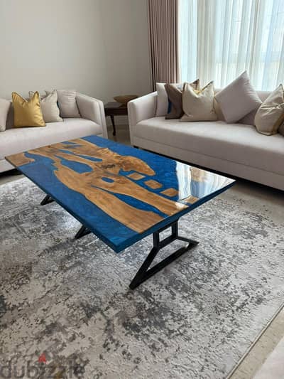 Unique HANDMADE table by Eboxy resin