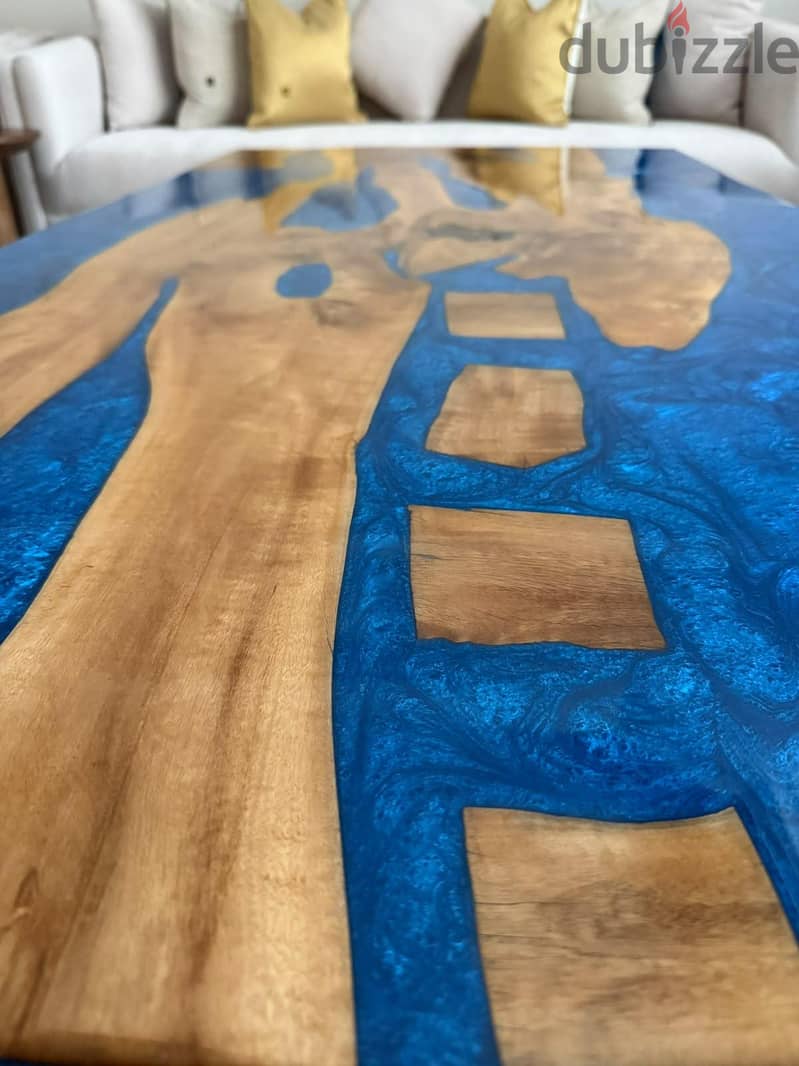 Unique HANDMADE table by Eboxy resin 1