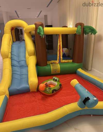 Inflatable trampoline