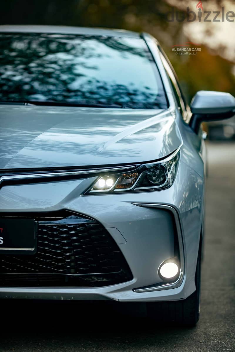 Toyota Corolla GLI 2024 Silver | Full Option | Sunroof | Low Mileage 4