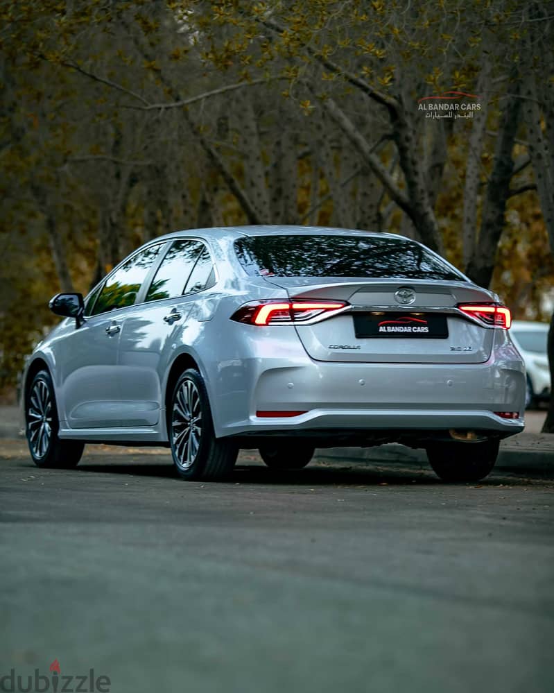 Toyota Corolla GLI 2024 Silver | Full Option | Sunroof | Low Mileage 7