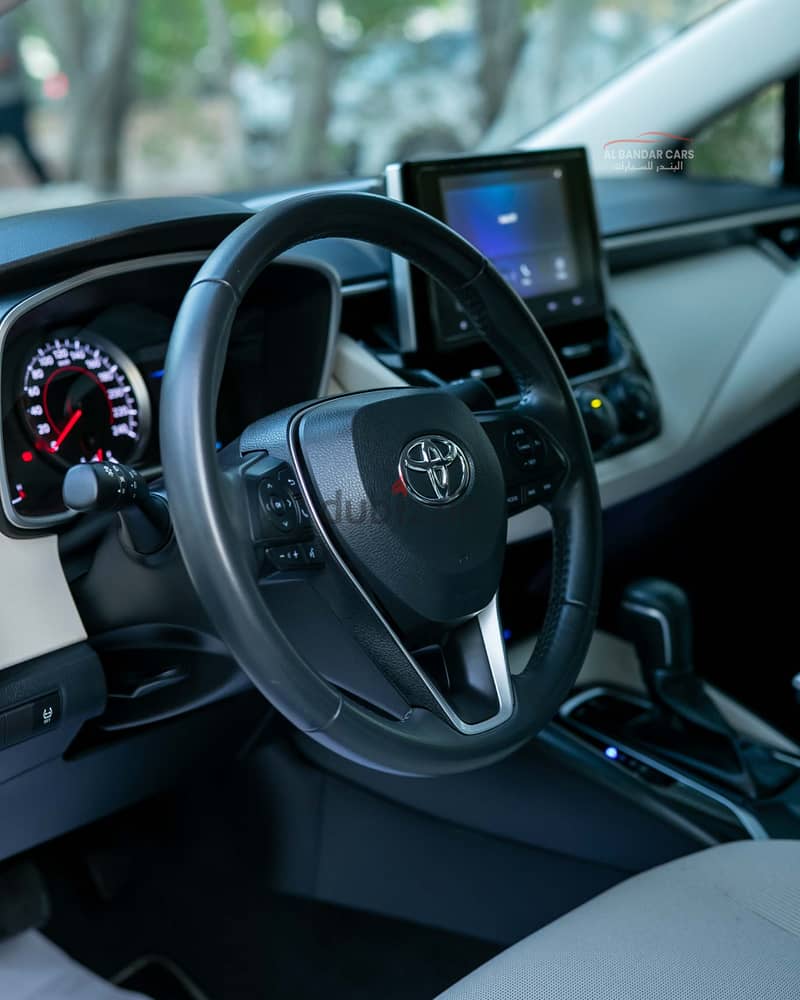 Toyota Corolla GLI 2024 Silver | Full Option | Sunroof | Low Mileage 11