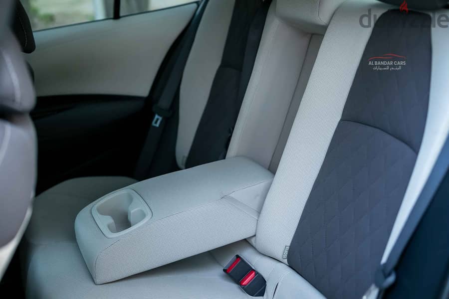 Toyota Corolla GLI 2024 Silver | Full Option | Sunroof | Low Mileage 13