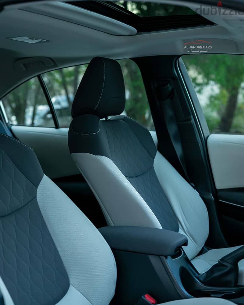 Toyota Corolla GLI 2024 Silver | Full Option | Sunroof | Low Mileage 18