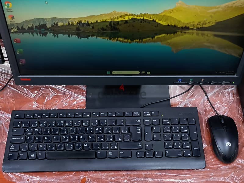 Lenovo Core i5 Business PC Set | 22" Display, WiFi, Win 11 & Office 5