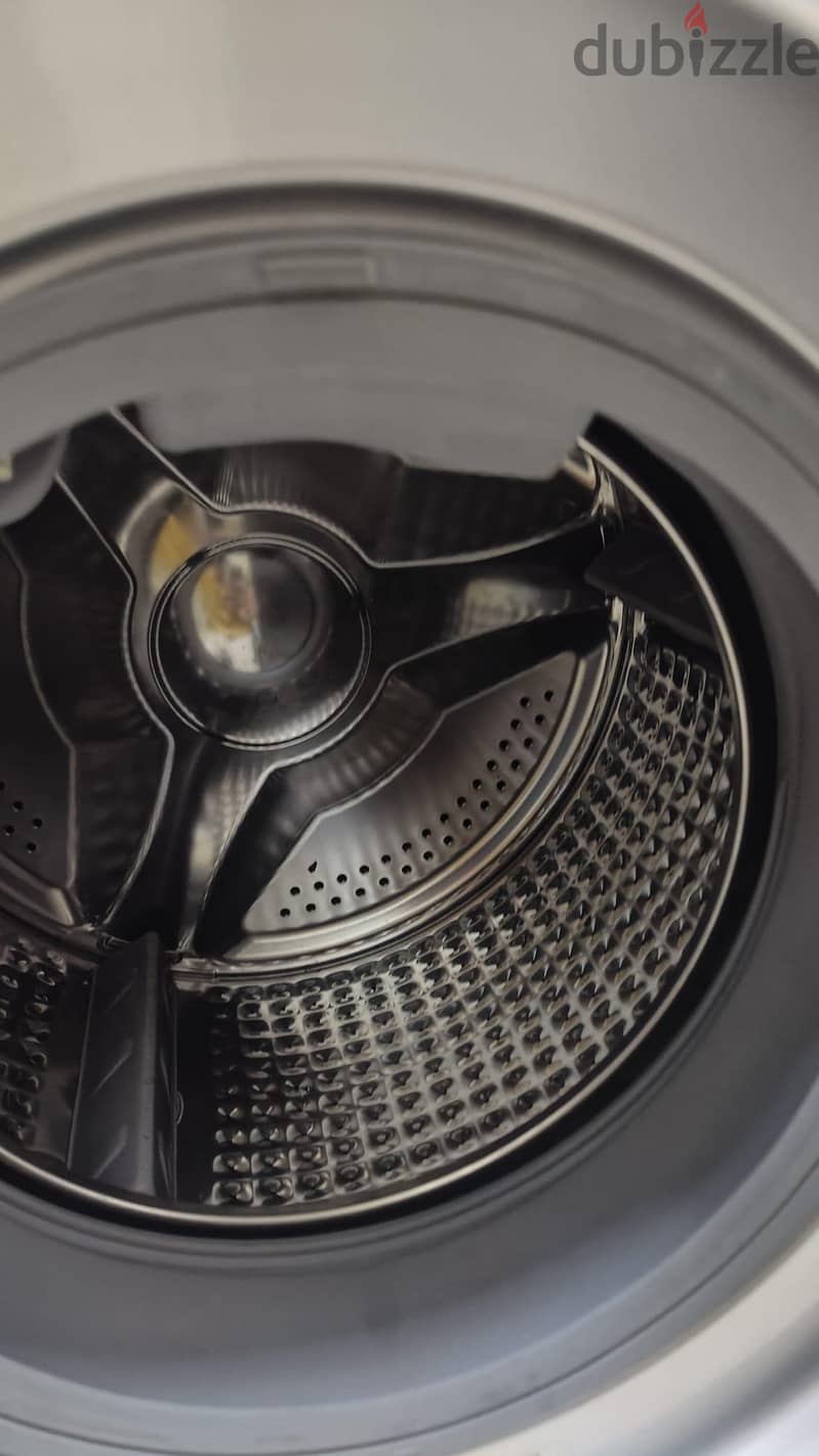 same like brand new few months used washer dryer 3