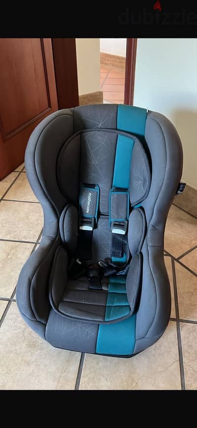 Car seat like new كرسي أطفال سياره