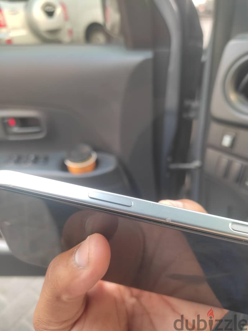 iphone 16 pro max 512 Gb 86% battery only fone charger no box 5