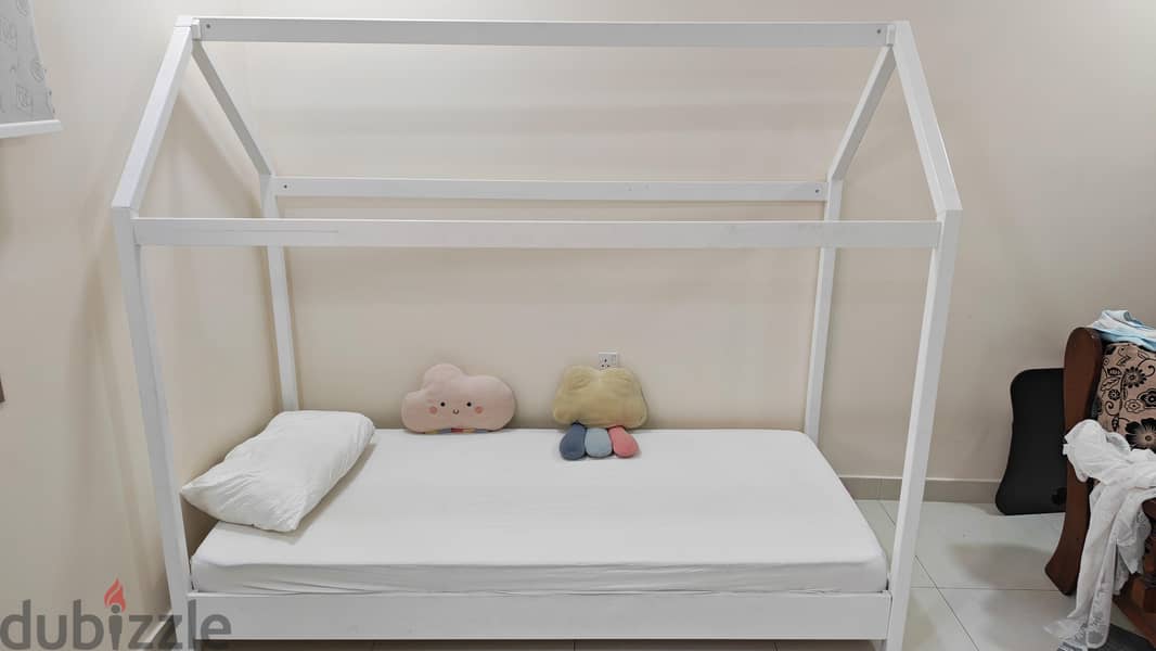Kids Bed with Mattress 1