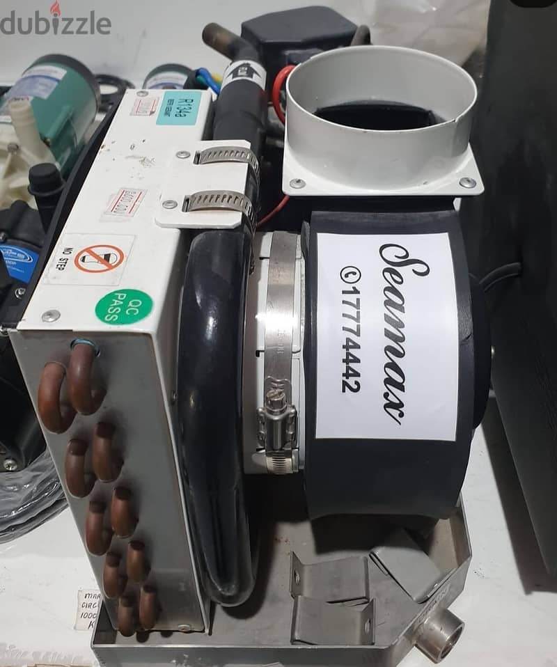 FOR SALE - MARINE AIR CONDITIONER 1