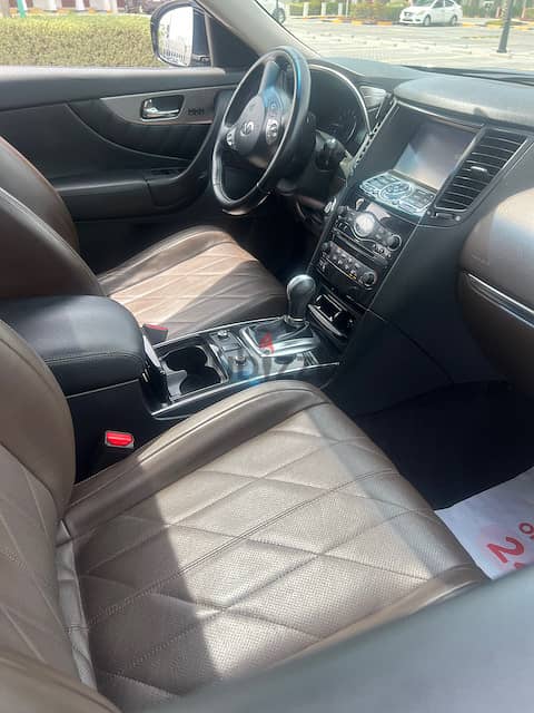 Infiniti QX70 2018 1