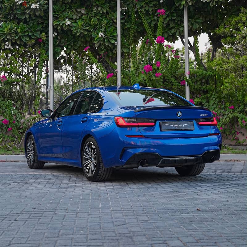 BMW 330i 2019 1