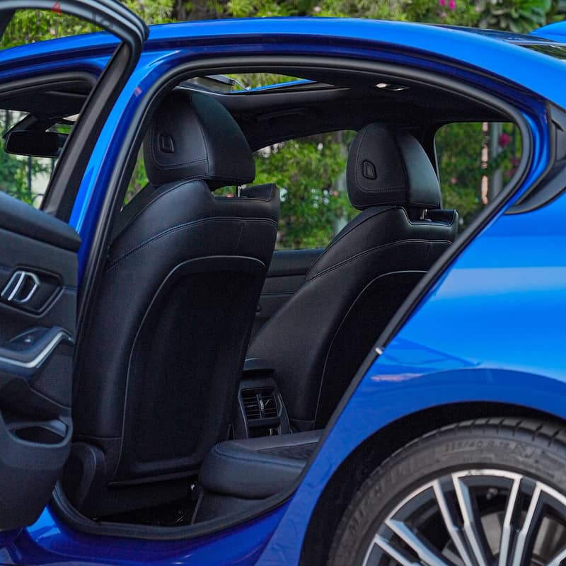 BMW 330i 2019 6